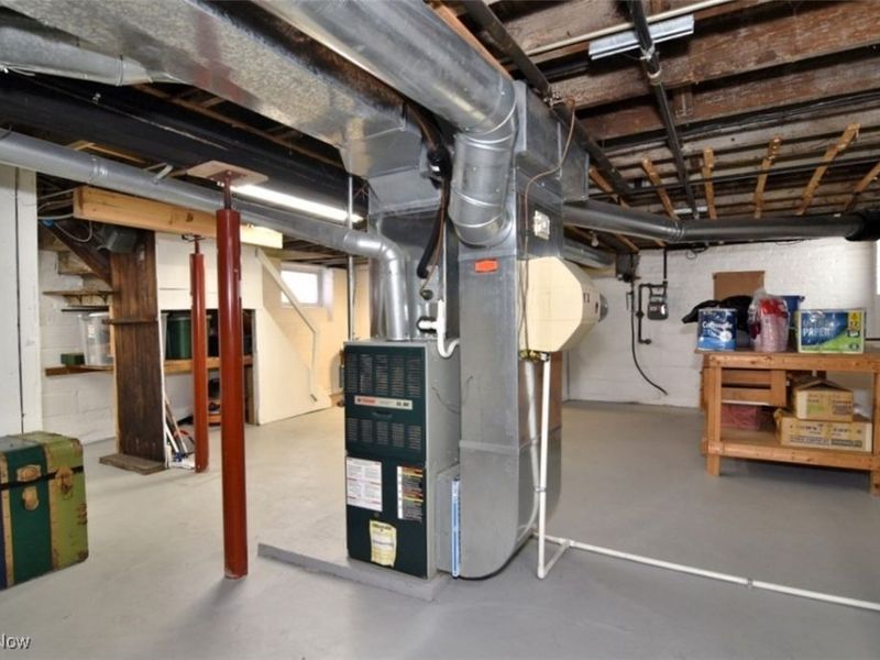 1514 Rydalmount Road, Cleveland, OH 44118 Photo 40