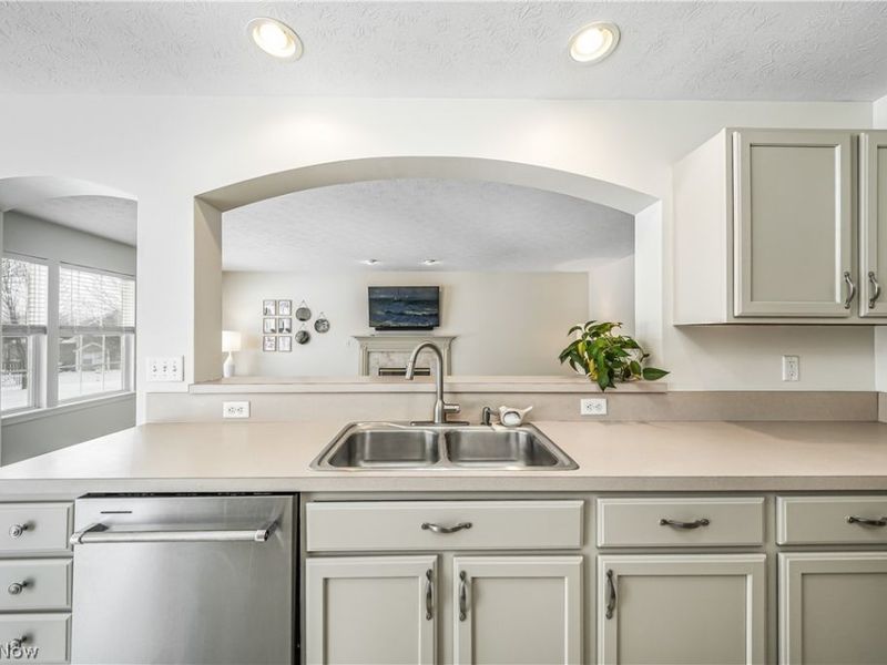 5091 Ridge Meadow Drive, Stow, OH 44224 Photo 11