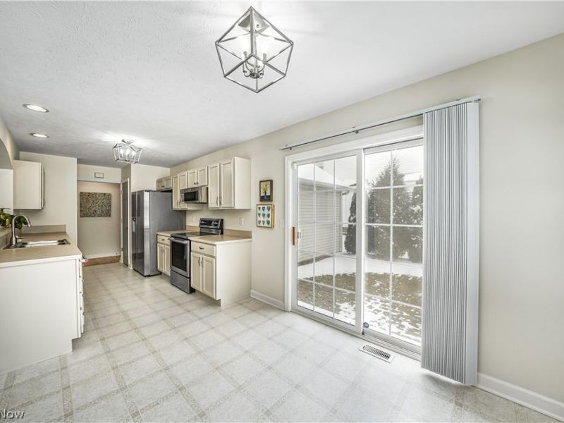 5091 Ridge Meadow Drive, Stow, OH 44224 Photo 14