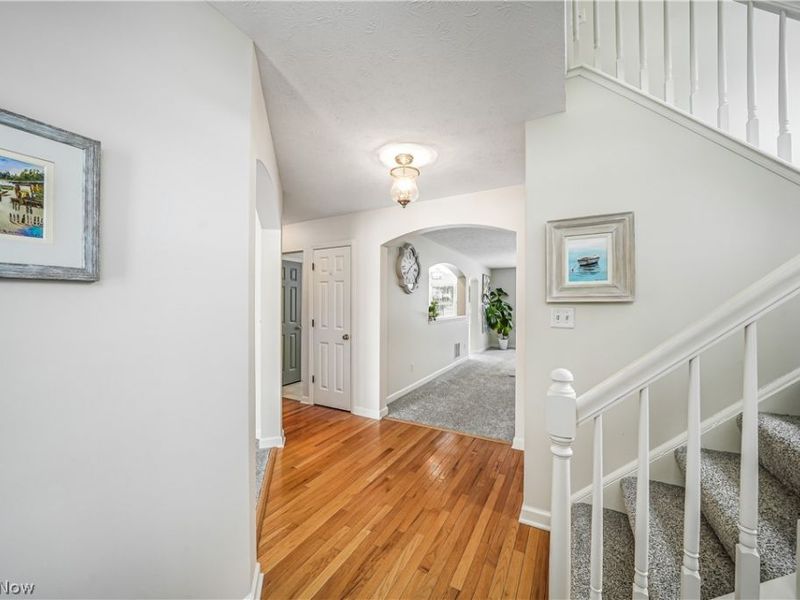 5091 Ridge Meadow Drive, Stow, OH 44224 Photo 2