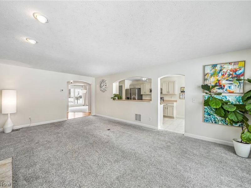 5091 Ridge Meadow Drive, Stow, OH 44224 Photo 8