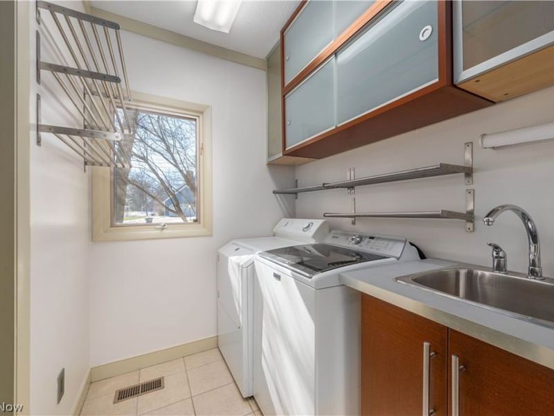 208 Westwind Drive, Avon Lake, OH 44012 Photo 19