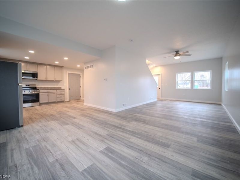 1352 Hillcrest Drive, Atwater, OH 44201 Photo 6