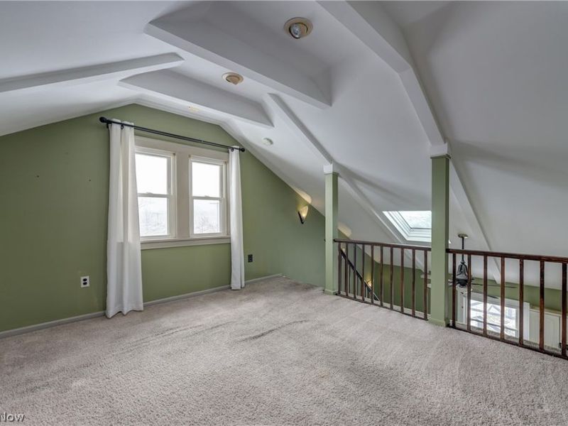 7615 Newport Avenue, Parma, OH 44129 Photo 17