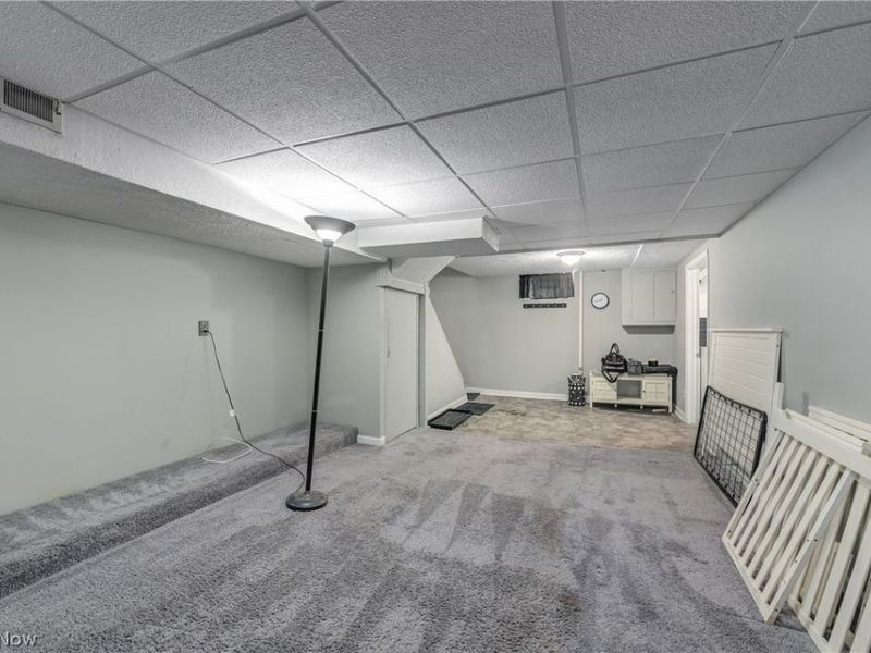 7615 Newport Avenue, Parma, OH 44129 Photo 29