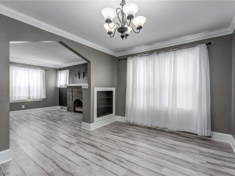 7615 Newport Avenue, Parma, OH 44129 Photo 9