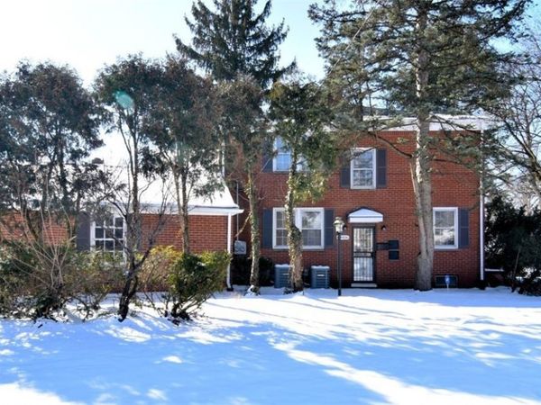 19406 Chagrin Boulevard, Beachwood, OH 44122