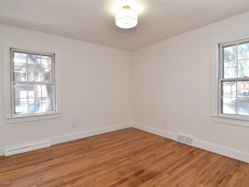 19406 Chagrin Boulevard, Beachwood, OH 44122 Photo 17