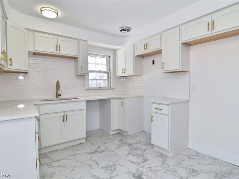 19406 Chagrin Boulevard, Beachwood, OH 44122 Photo 31