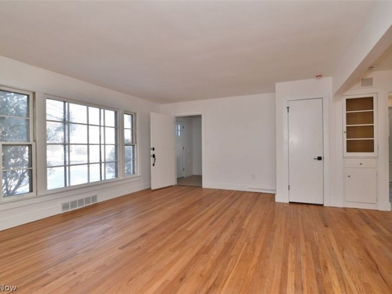 19406 Chagrin Boulevard, Beachwood, OH 44122 Photo 5