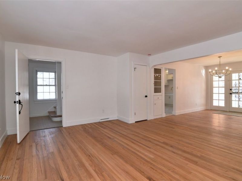 19406 Chagrin Boulevard, Beachwood, OH 44122 Photo 7