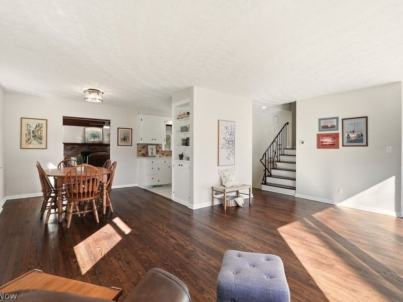 4699 W Bath Road, Akron, OH 44333 Photo 8