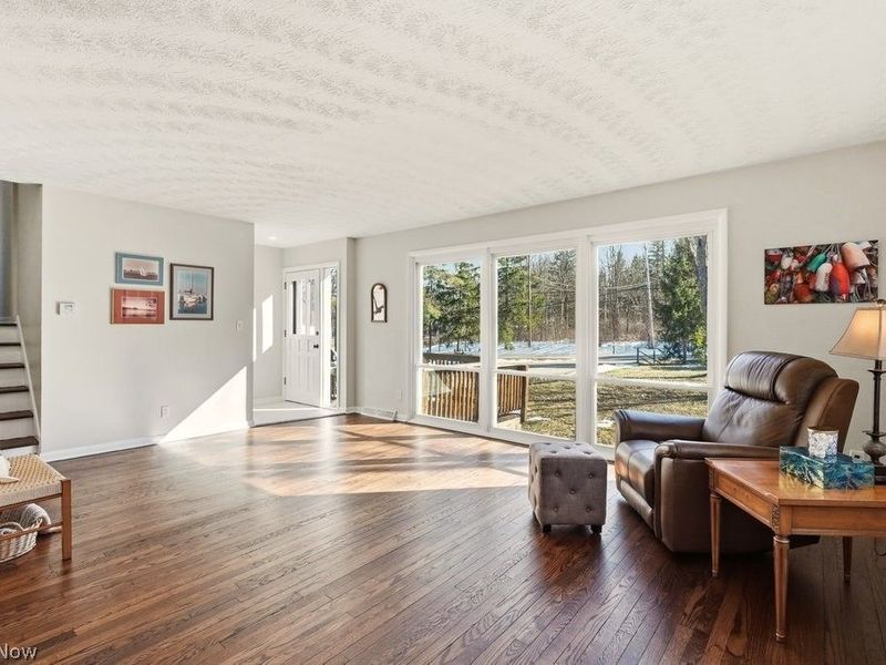 4699 W Bath Road, Akron, OH 44333 Photo 9