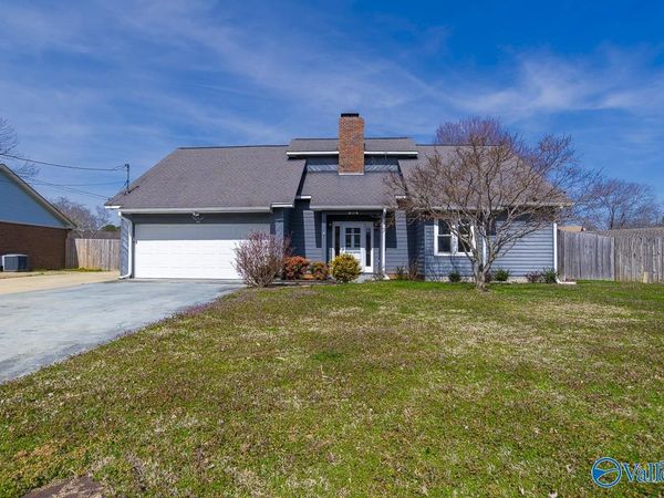 604 Westbrook Drive SW, Decatur, AL 35603