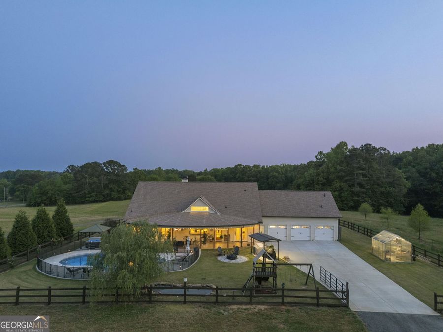 Property Image 94
