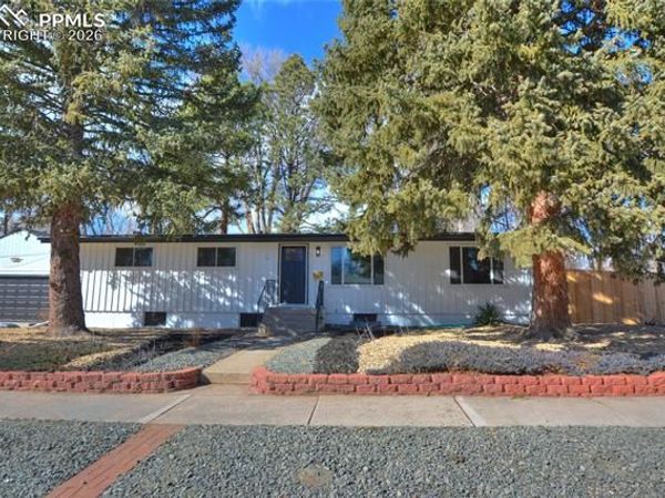 2708 Pennsylvania Avenue, Colorado Springs, CO 80907
