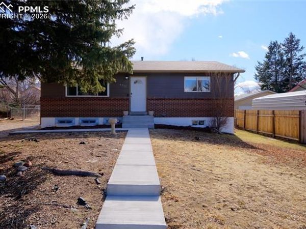 4717 S Gracemoor Circle, Colorado Springs, CO 80917