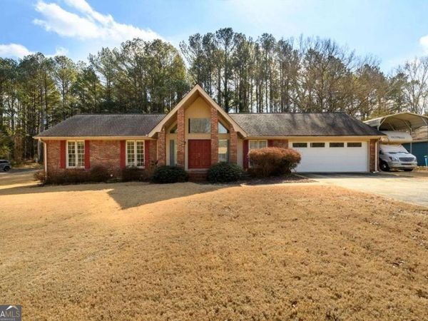 4304 Riverside Drive SW, Lilburn, GA 30047