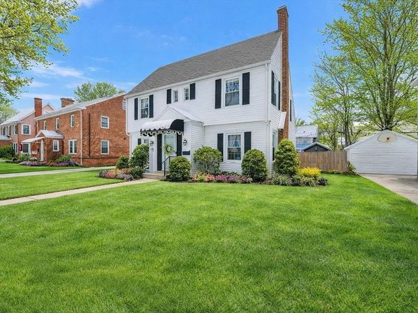 46 Eckington St, Springfield, MA 01108