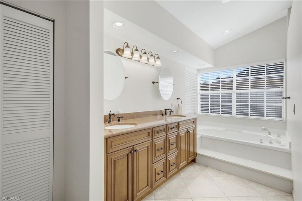 20110 Golden Panther Dr , Unit 4, Estero, FL 33928 Photo