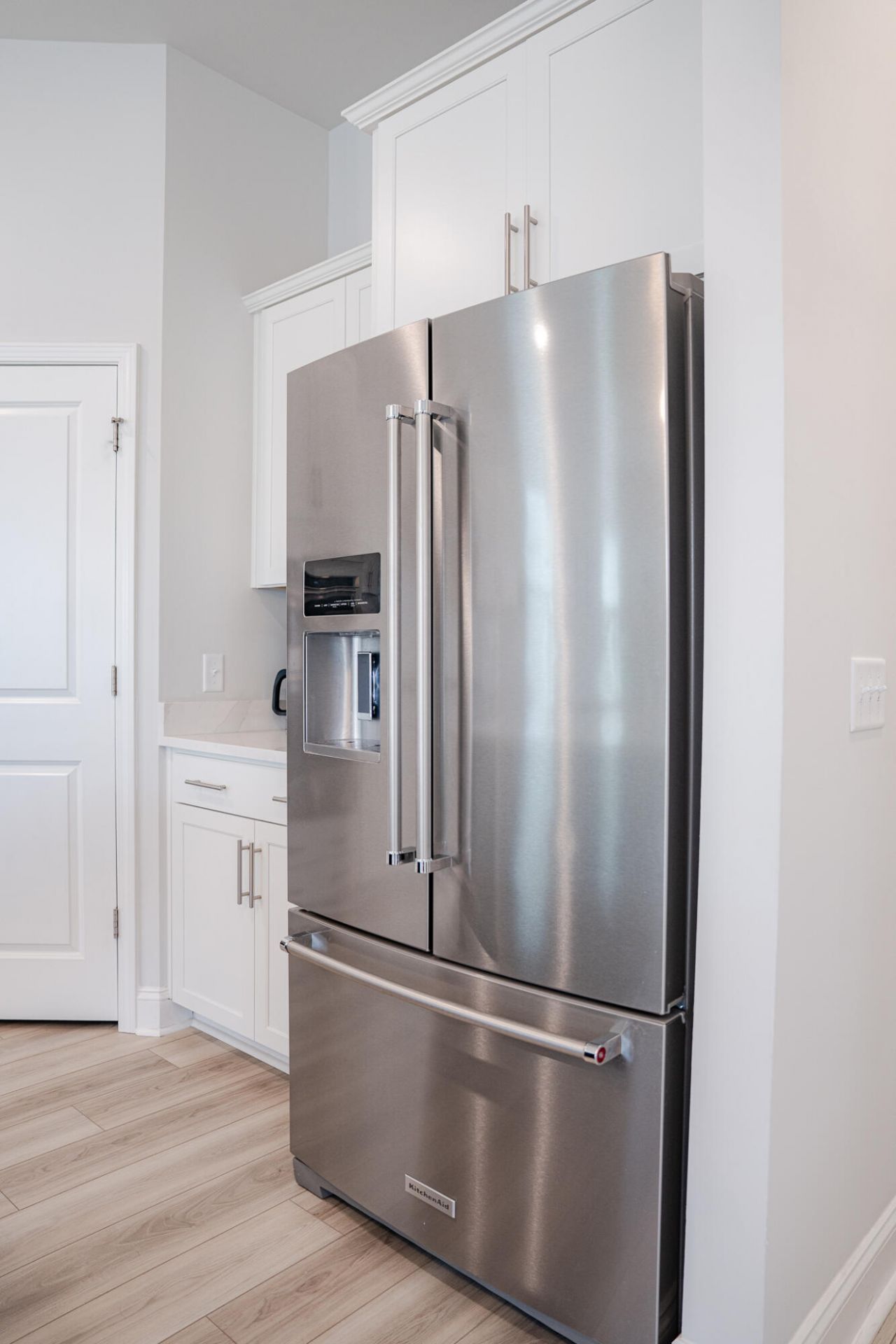 4111 Collins Drive Photo 17