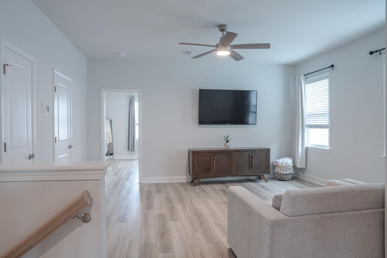 4111 Collins Drive Photo 30