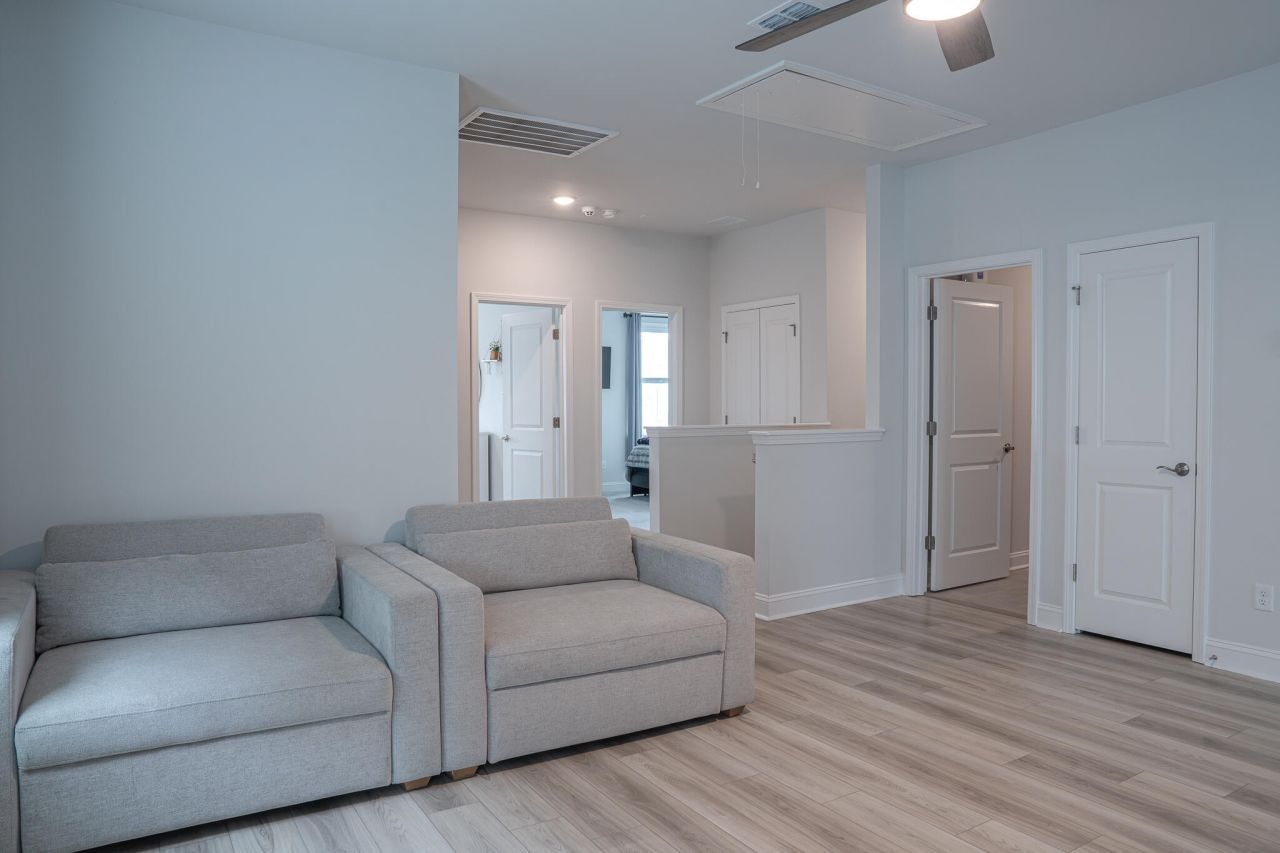 4111 Collins Drive Photo 32