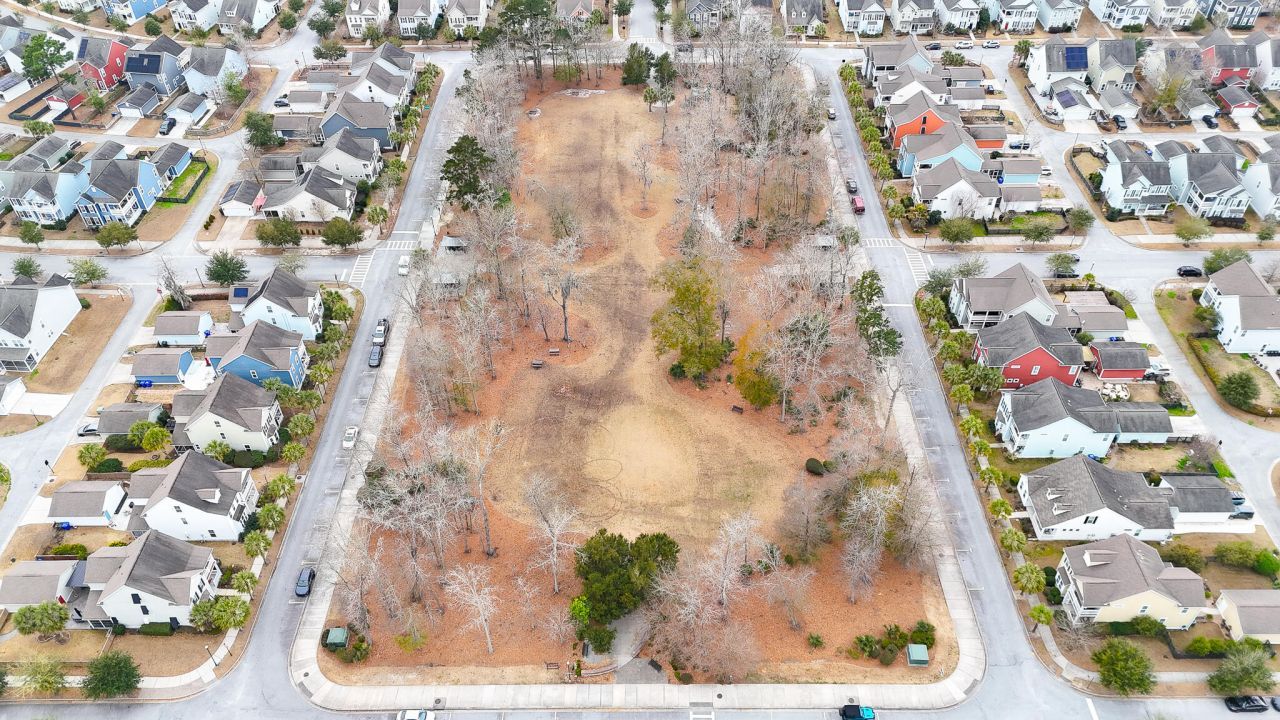 4111 Collins Drive Photo 63