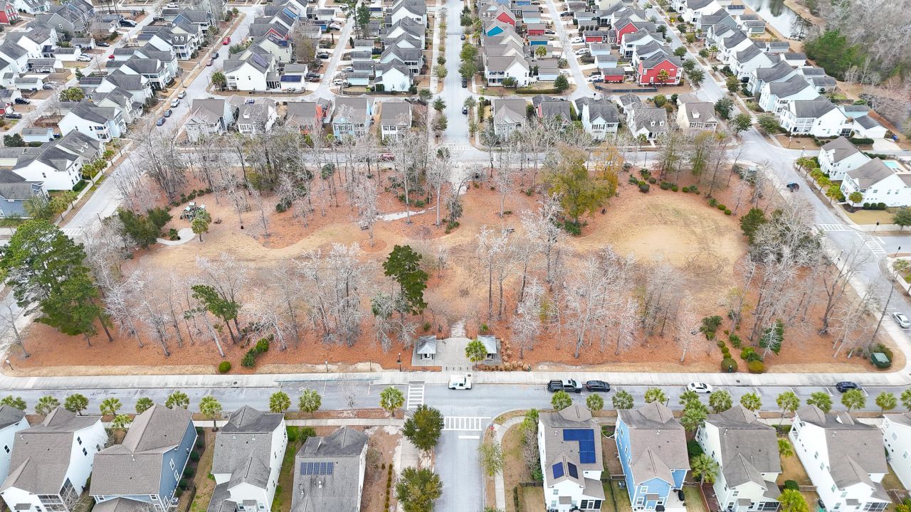 4111 Collins Drive Photo 64