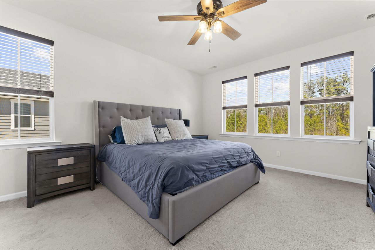 399 Woodgate Way Photo 26