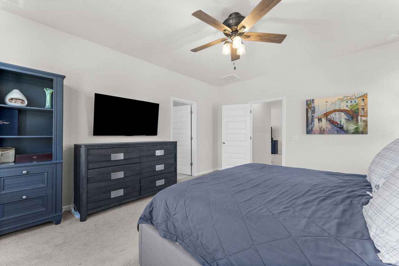 399 Woodgate Way Photo 27