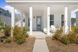 399 Woodgate Way photo 4