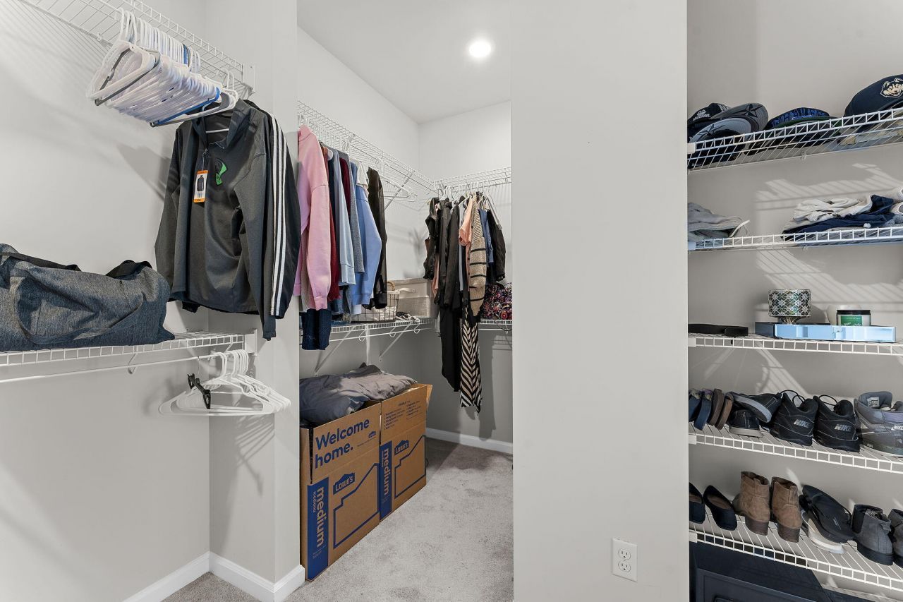 399 Woodgate Way Photo 31