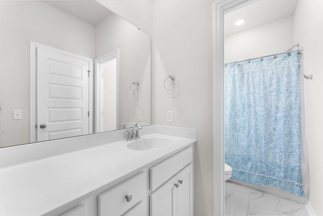 399 Woodgate Way Photo 38