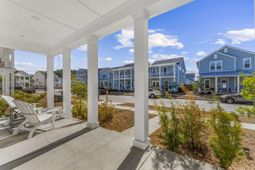 399 Woodgate Way photo 4