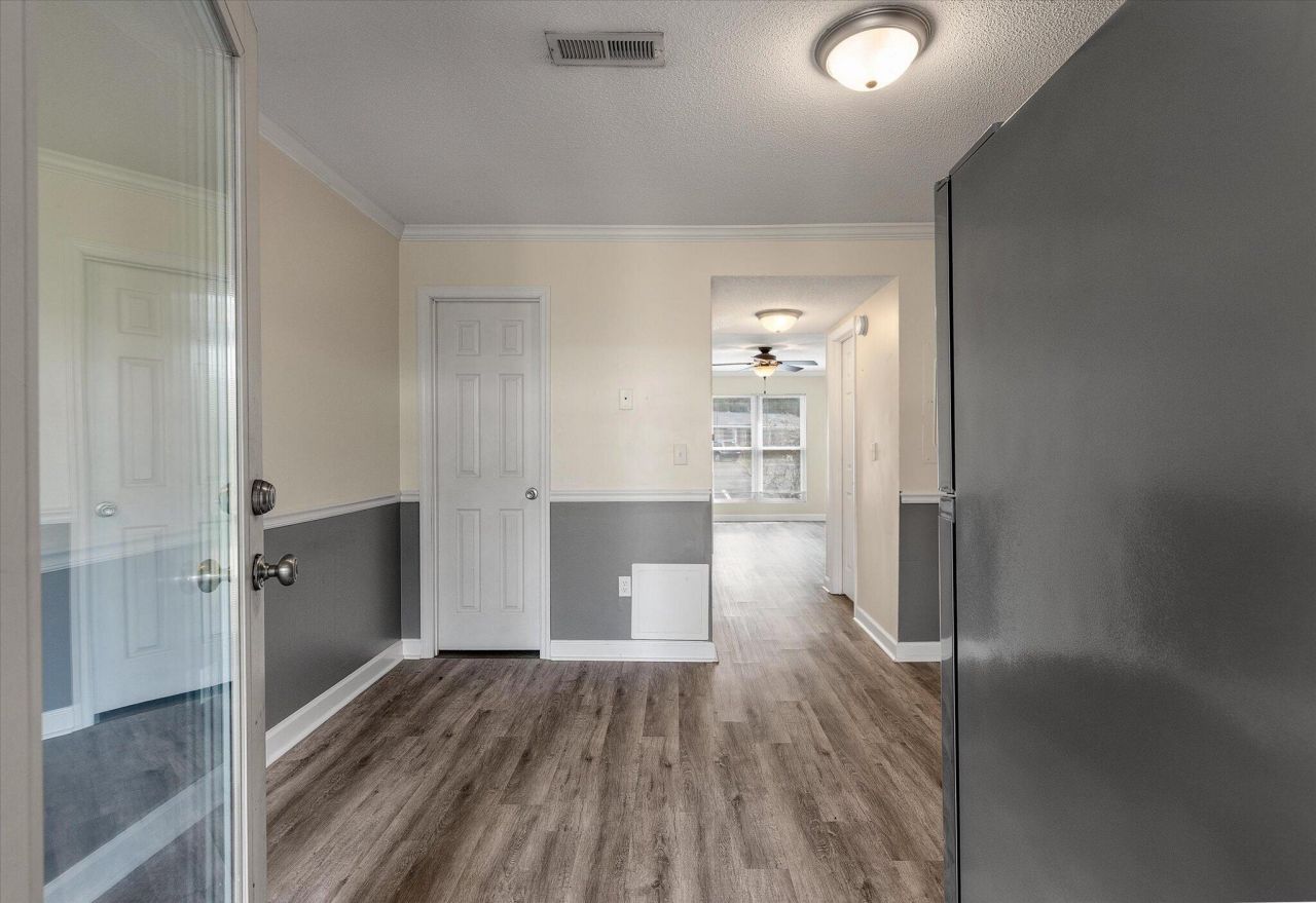 1860 Mepkin Road Photo 12