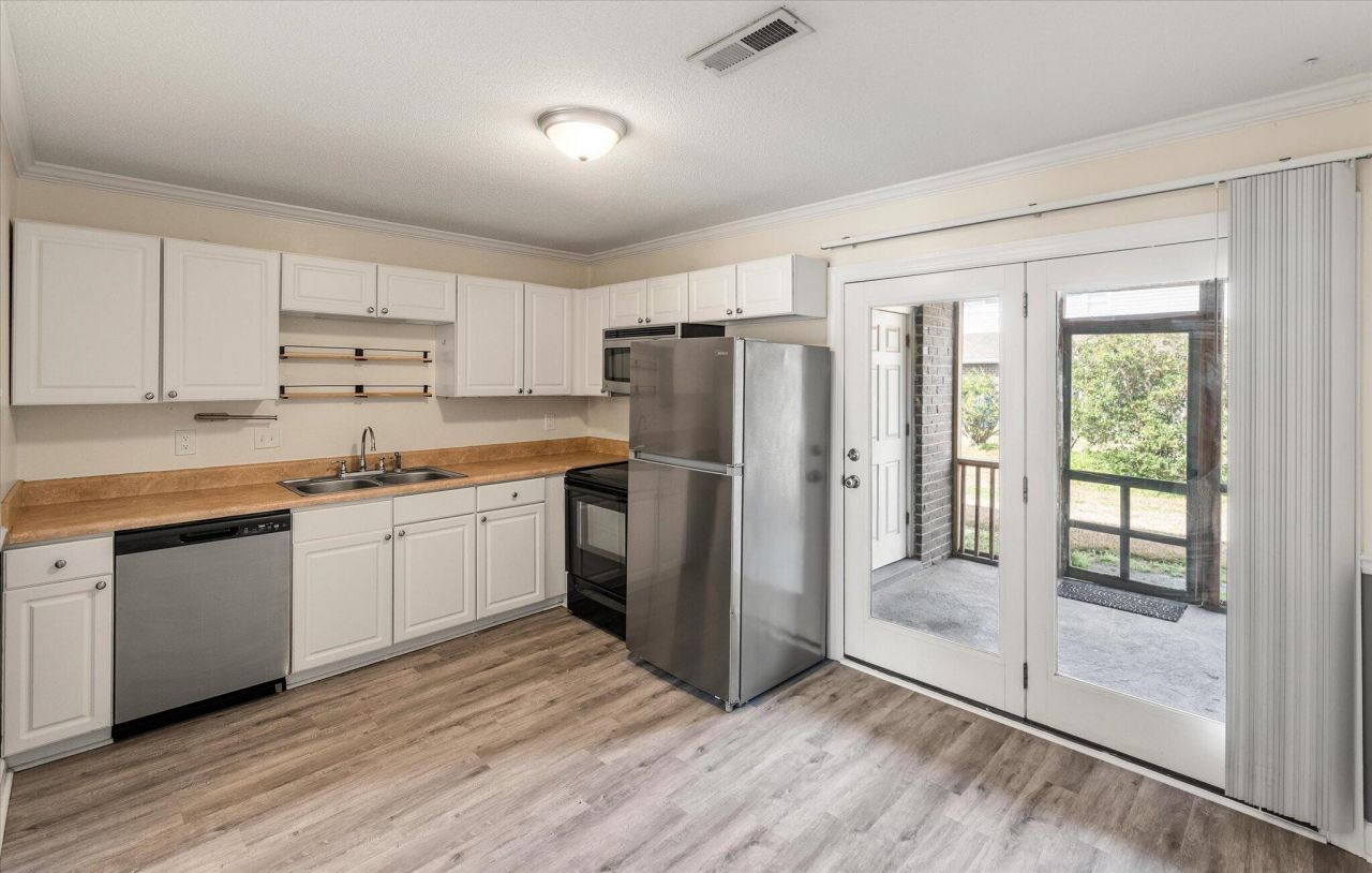 1860 Mepkin Road Photo 8