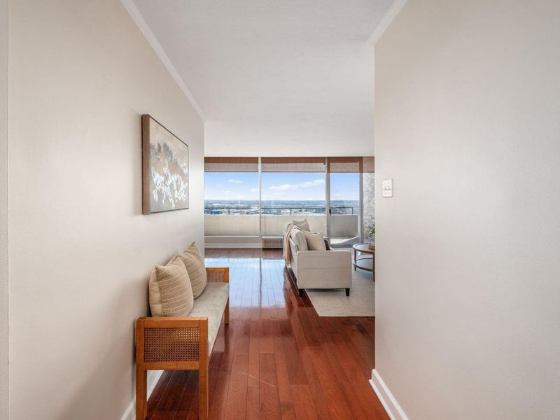 1000 Urlin Avenue, Unit 920, Columbus, OH 43212 Photo 6