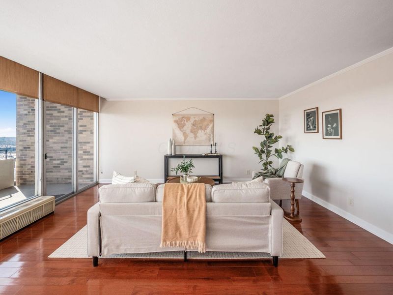 1000 Urlin Avenue, Unit 920, Columbus, OH 43212 Photo 8