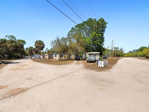 344-380 San Jose ST, NORTH FORT MYERS, FL 33903