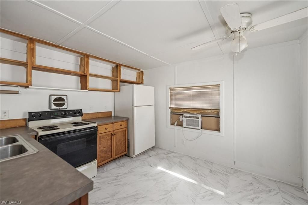 344-380 San Jose St, North Fort Myers, FL 33903 Photo