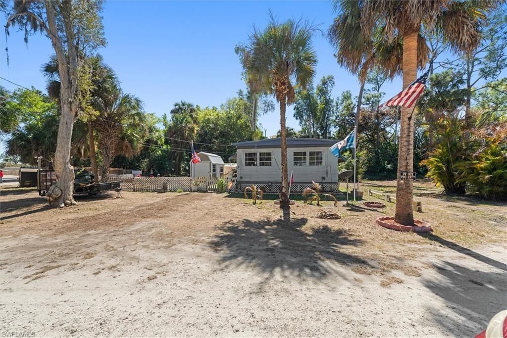 344-380 San Jose St, North Fort Myers, FL 33903 Photo