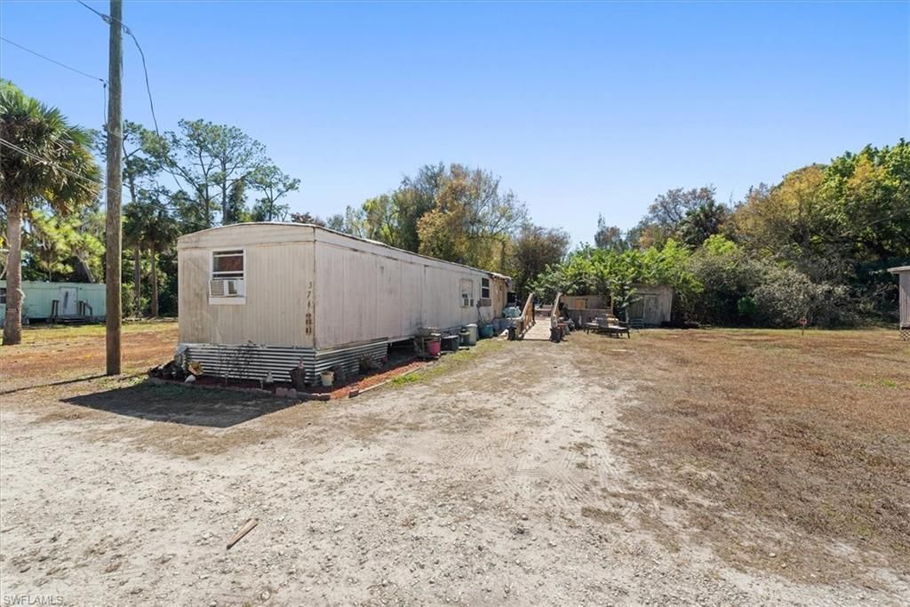 344-380 San Jose St, North Fort Myers, FL 33903 Photo