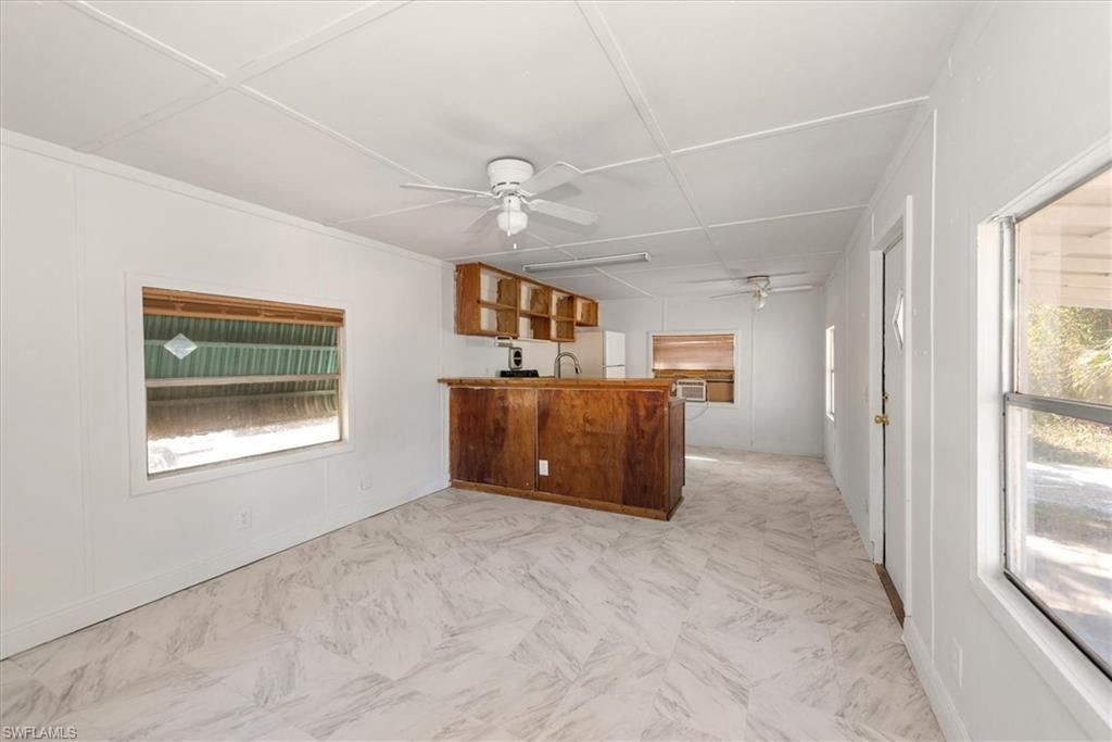 344-380 San Jose St, North Fort Myers, FL 33903 Photo