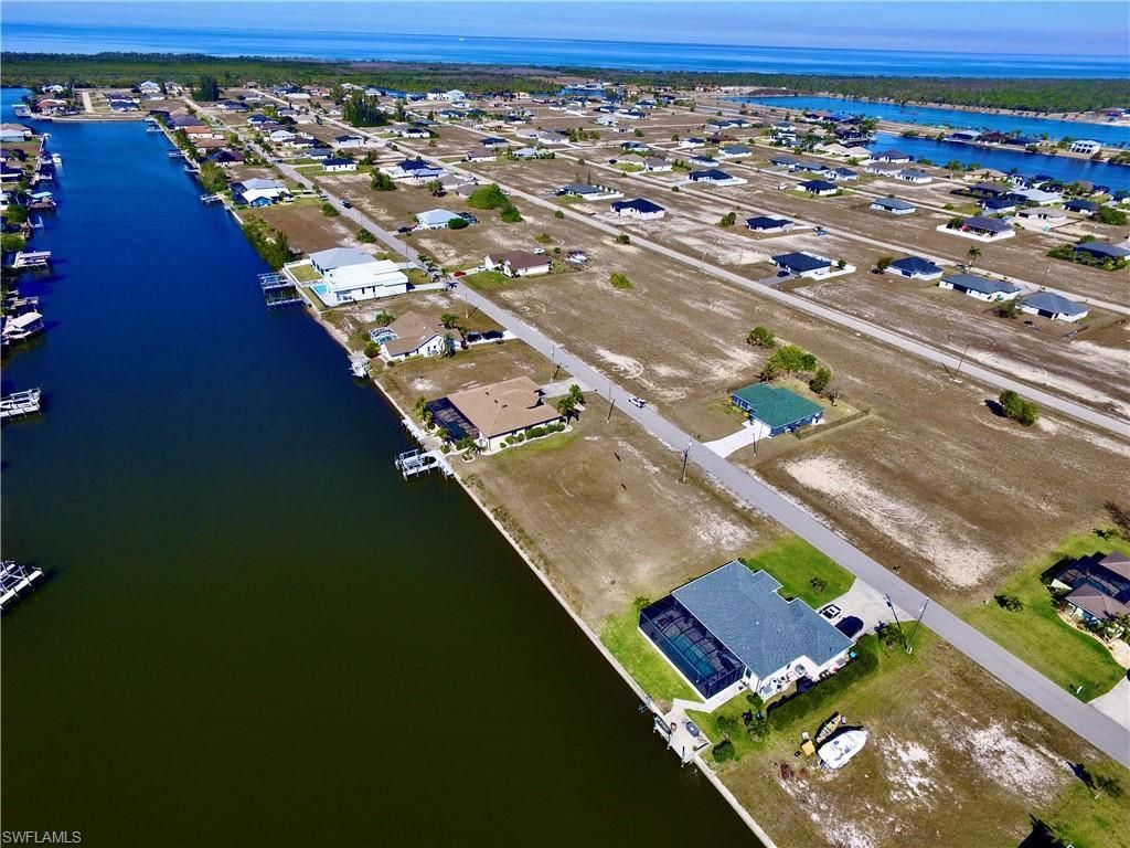 4220 NW 33rd Ln, Cape Coral, FL 33993 Photo