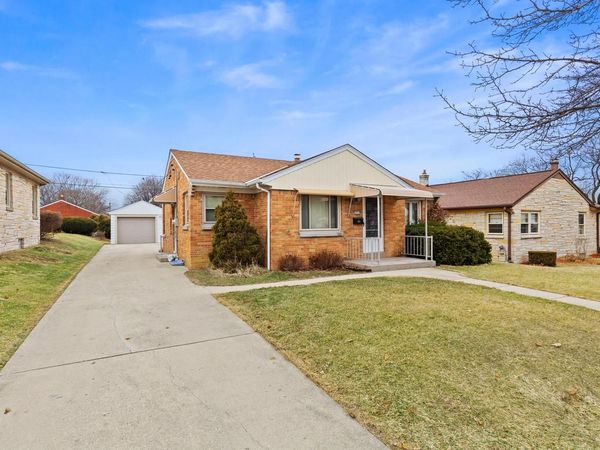 2911 S 57th STREET, Milwaukee, WI 53219