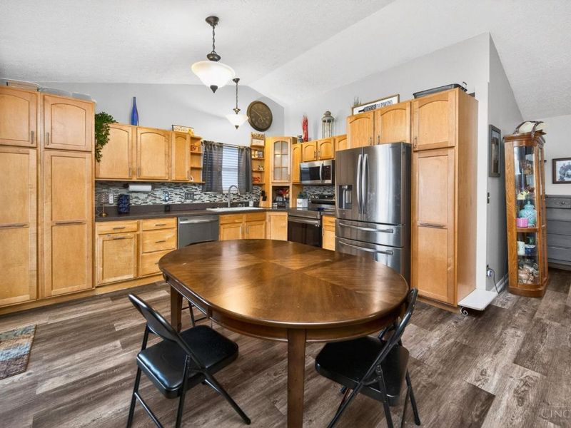 410 Waterstone Court, Trenton, OH 45067 Photo 11