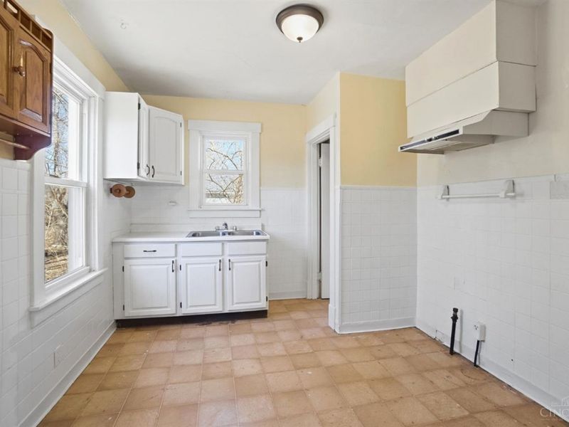 1319 Schirmer Avenue, Cincinnati, OH 45230 Photo 5