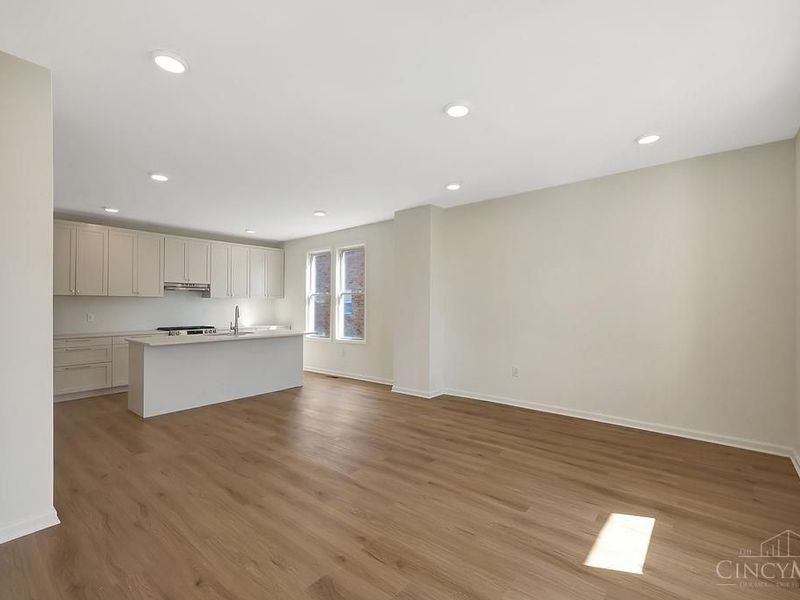 4300 Hegner Avenue, Cincinnati, OH 45236 Photo 4