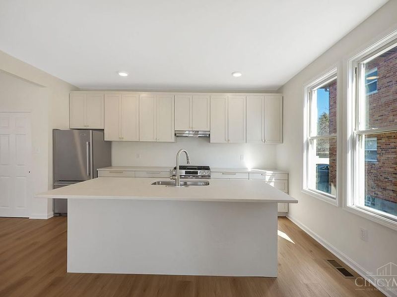 4300 Hegner Avenue, Cincinnati, OH 45236 Photo 9